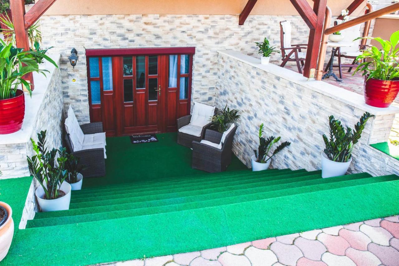 Barackos Wellness Villa Fot Luaran gambar