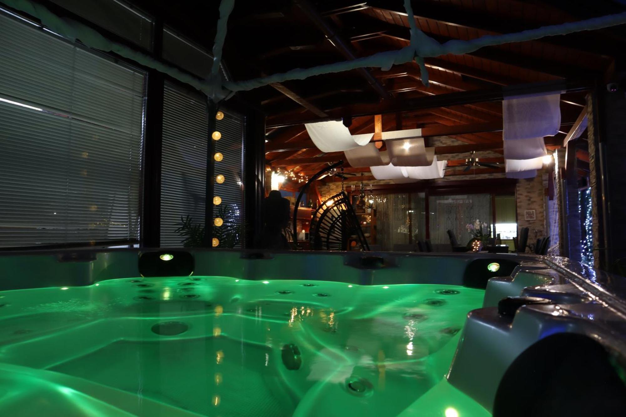 Barackos Wellness Villa Fot Luaran gambar